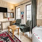 Hotel Castle Panorama House *