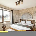 ホテル Castle Panorama House