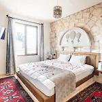 Castle Panorama House ホテル *