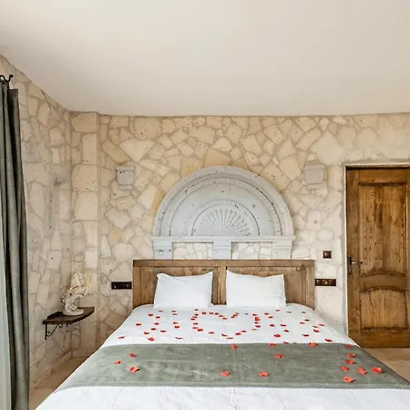 Castle Panorama House Hotel