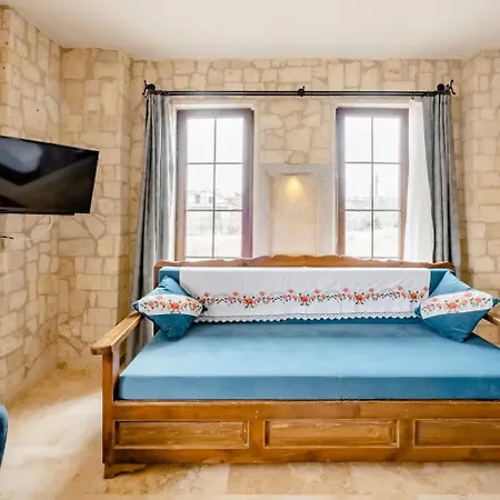 Castle Panorama House *