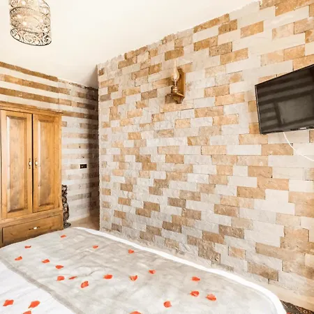 Castle Panorama House *