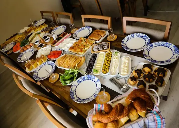 Castle Panorama House Hotel