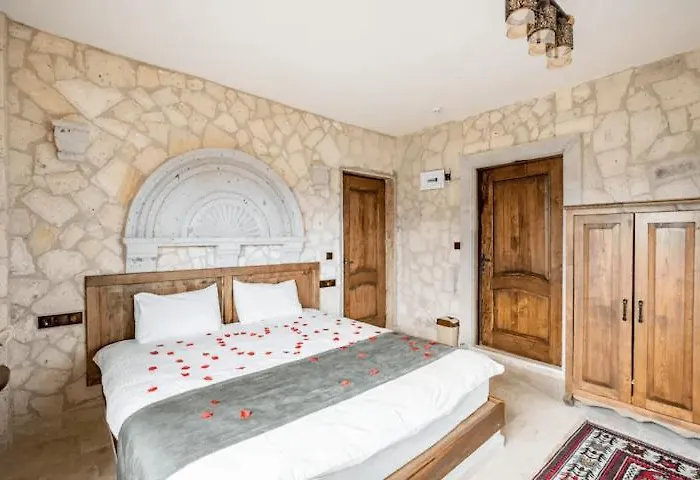 Castle Panorama House Отель