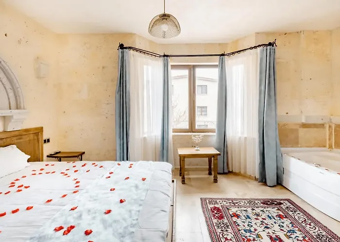 Castle Panorama House Hotel *