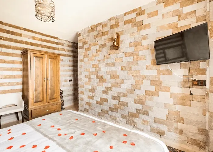 Castle Panorama House *