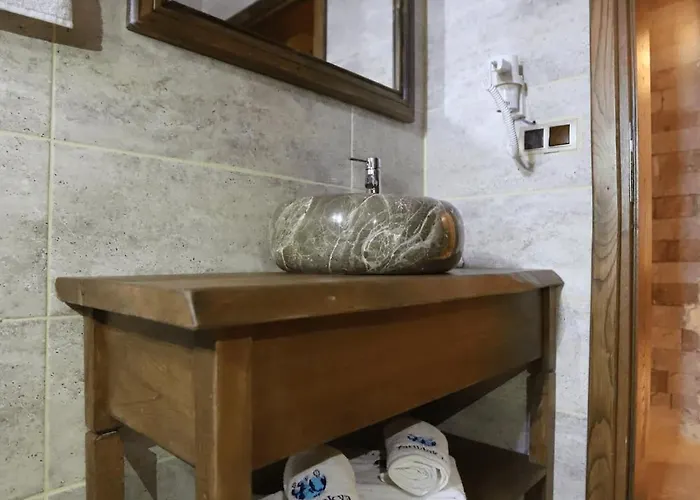 Castle Panorama House Hotel *