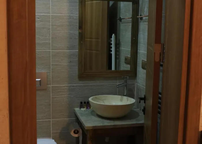 Castle Panorama House Hotel